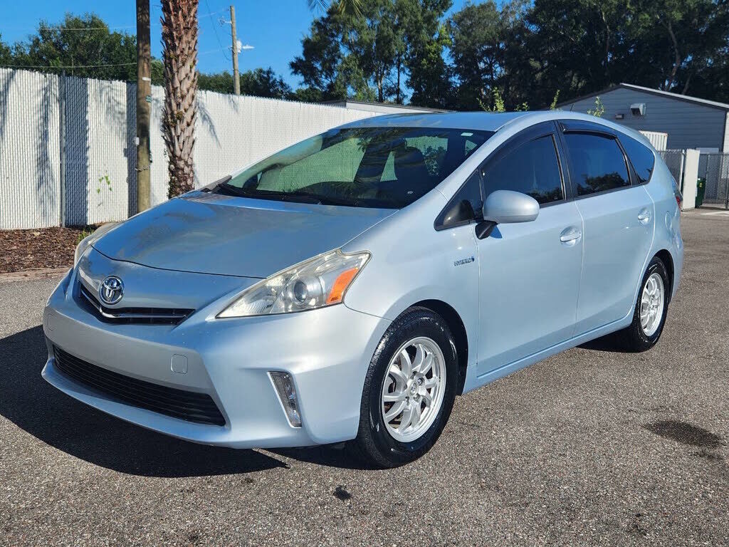2014 TOYOTA Prius