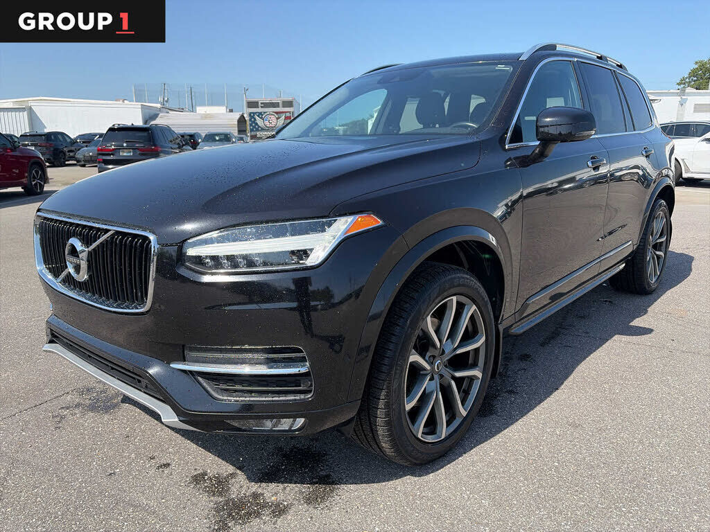 2017 VOLVO XC90
