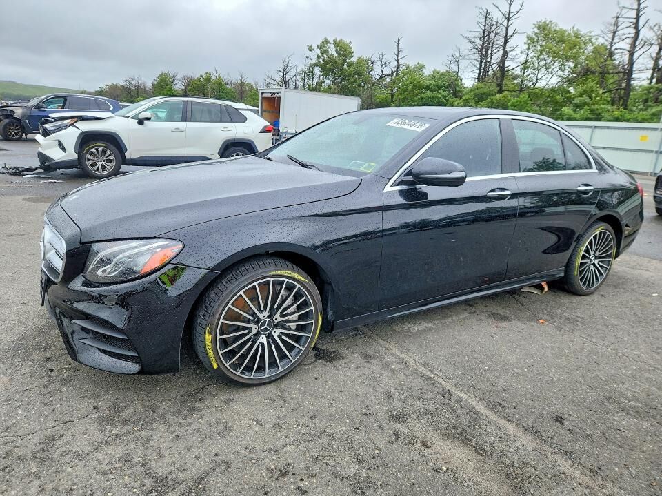 2017 MERCEDES-BENZ E-Class