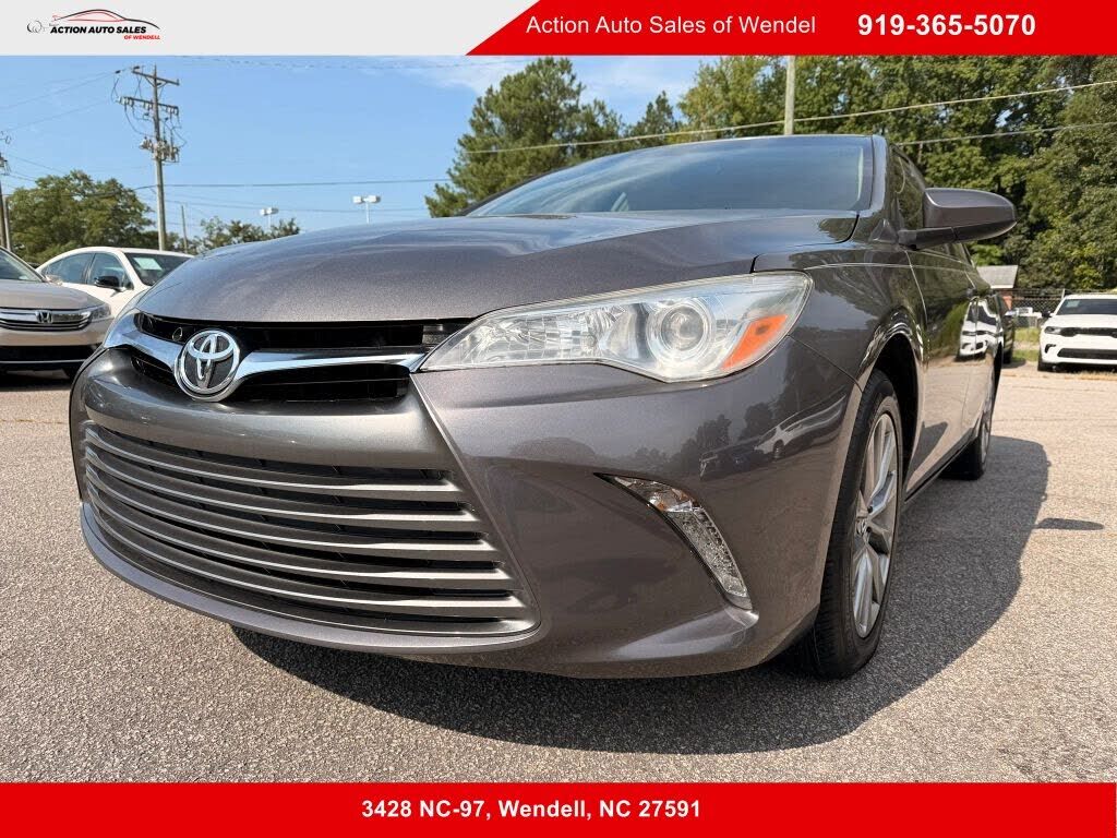 2017 TOYOTA Camry