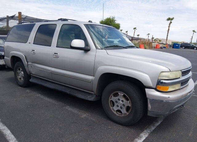 2004 CHEVROLET Suburban