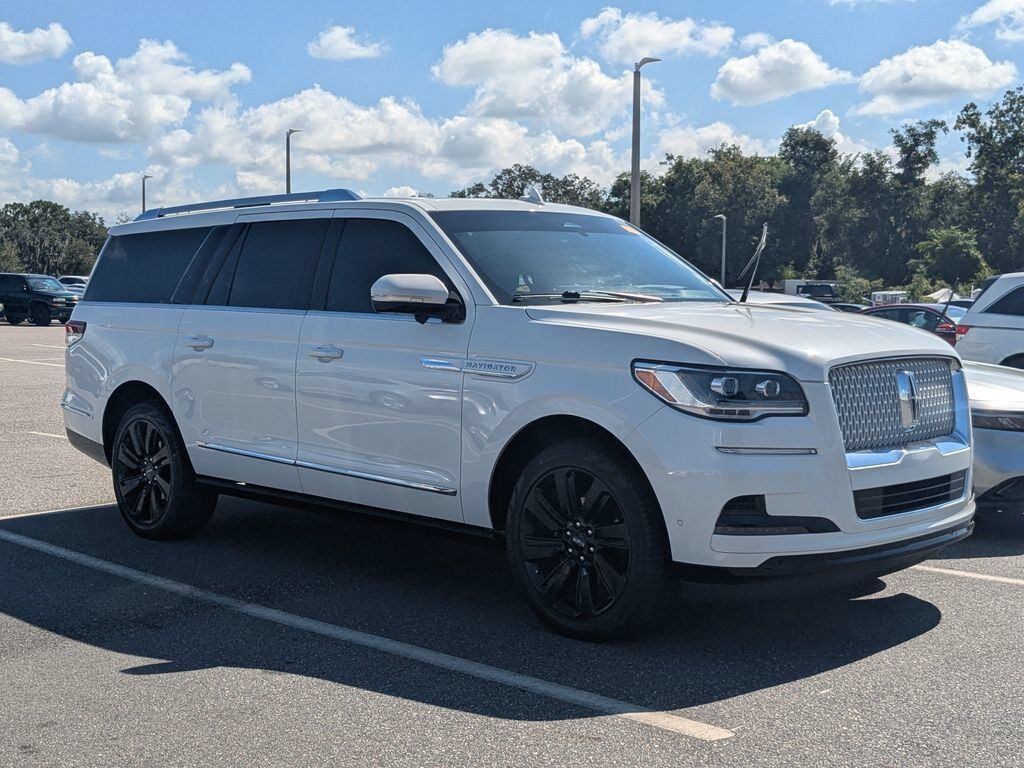 2023 LINCOLN Navigator L
