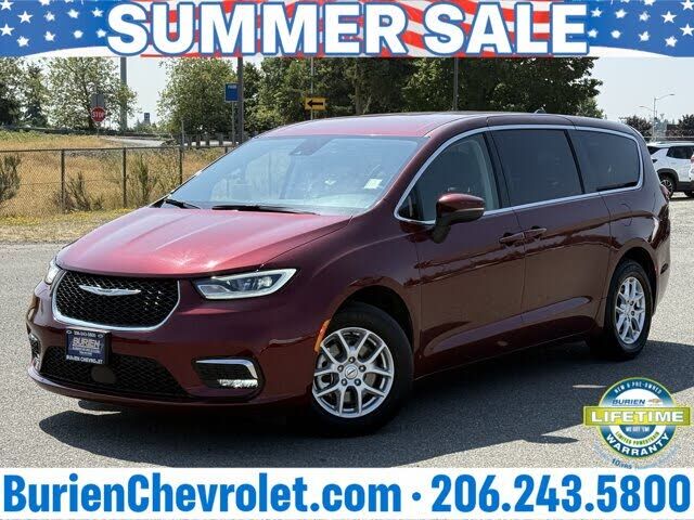 2023 CHRYSLER Pacifica