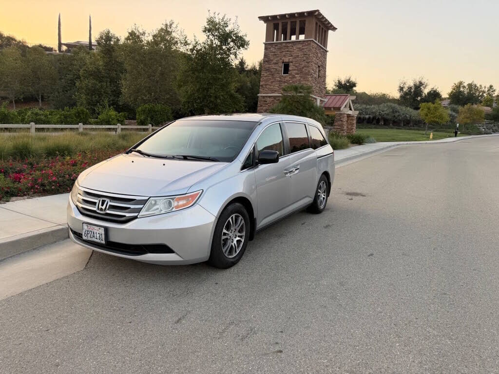 2011 HONDA Odyssey