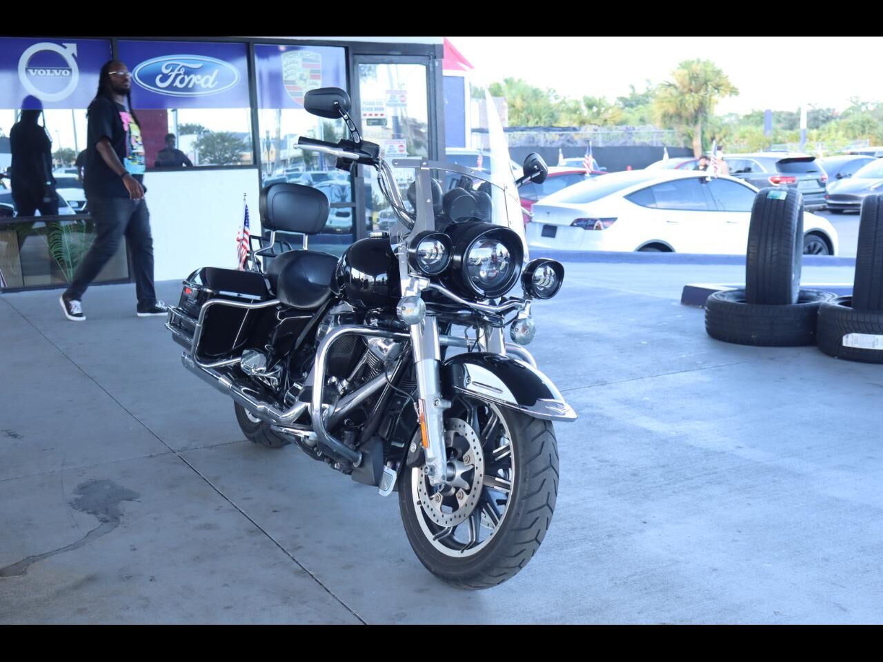 2017 HARLEY DAVIDSON FLHP / Police Road King