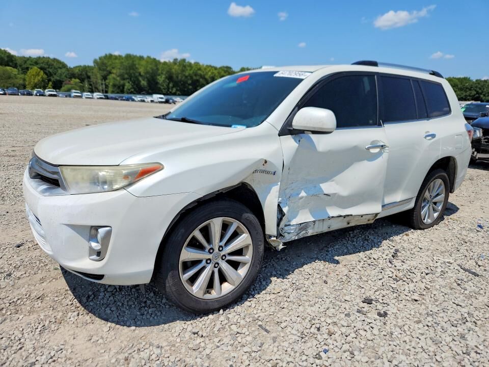2011 TOYOTA Highlander