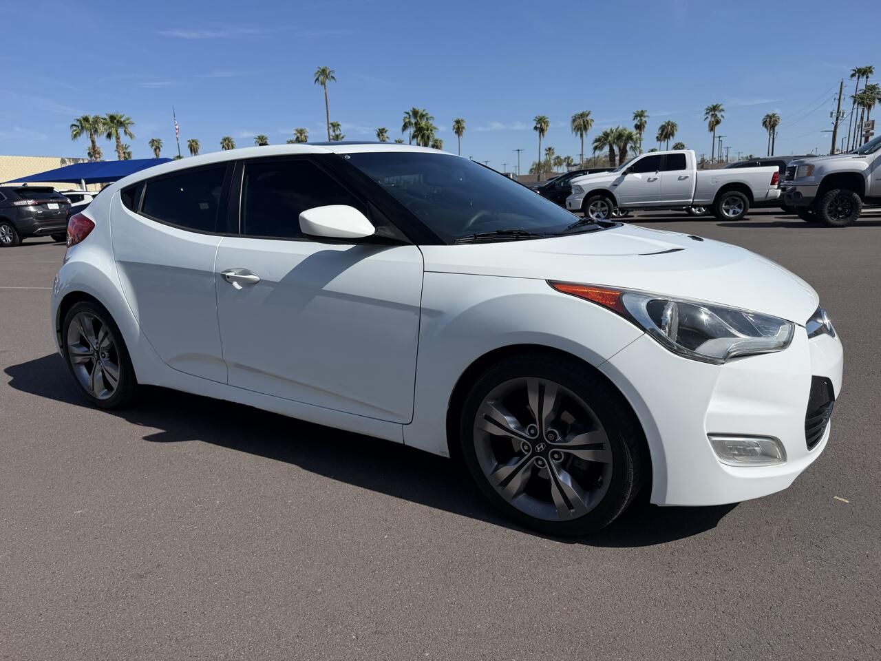 2013 HYUNDAI Veloster