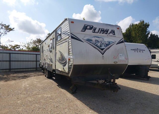 2014 FOREST RIVER Puma Towables
