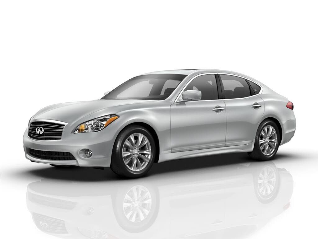 2011 INFINITI M37