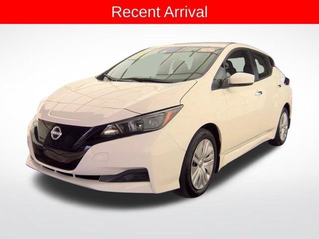2025 NISSAN Leaf