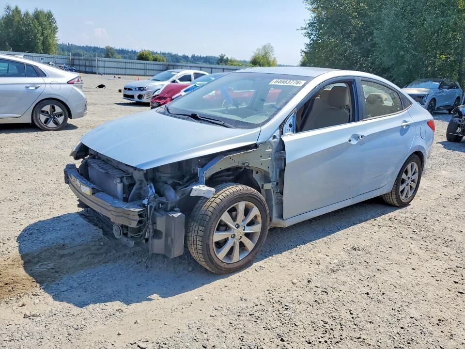 2012 HYUNDAI Accent