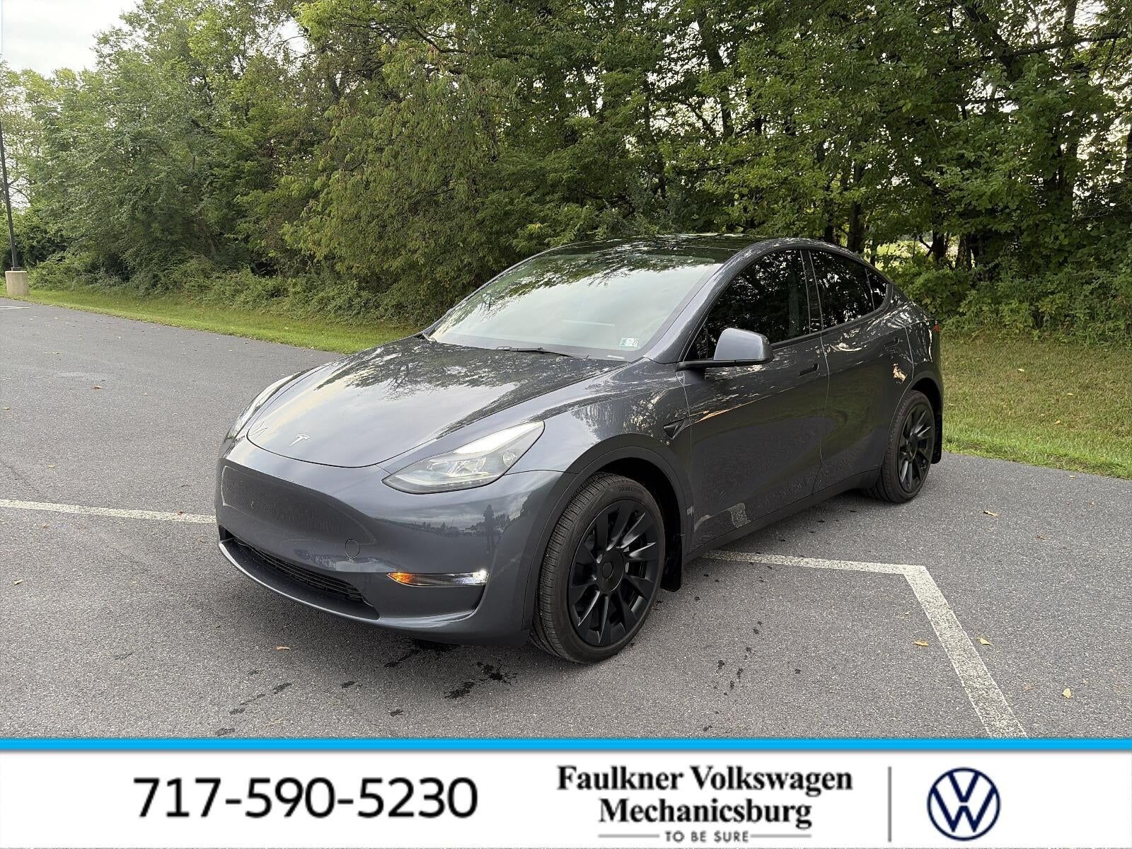 2024 TESLA Model Y
