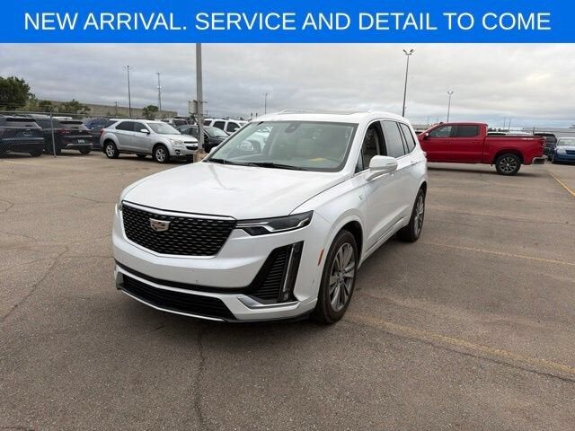 2020 CADILLAC XT6