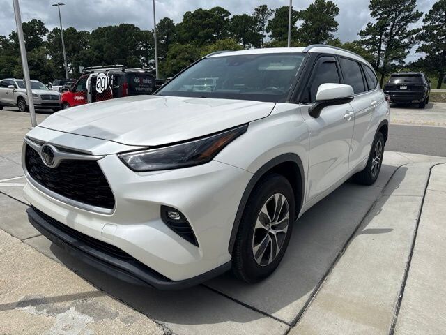2021 TOYOTA Highlander