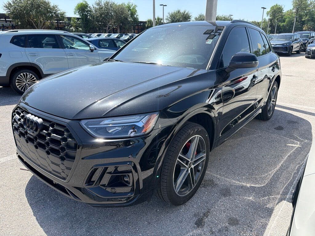 2025 AUDI Q5 e