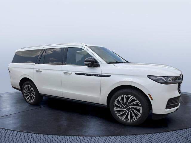 2025 LINCOLN Navigator L
