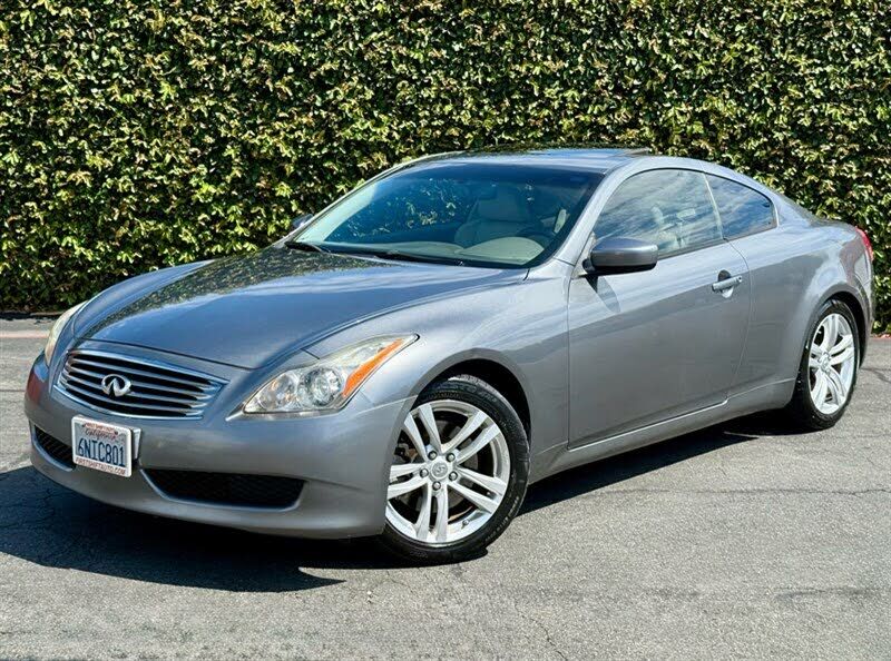 2010 INFINITI G37