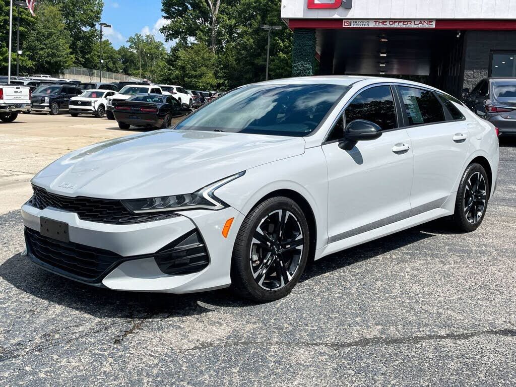 2022 KIA K5