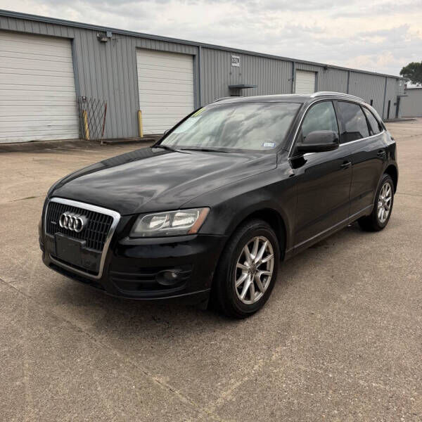 2011 AUDI Q5