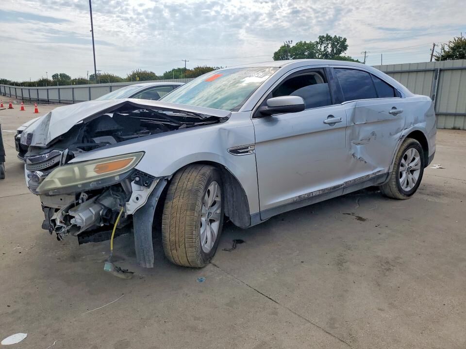 2012 FORD Taurus