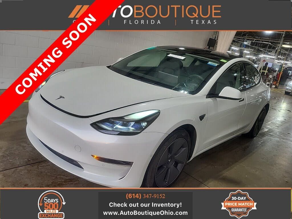 2022 TESLA Model 3