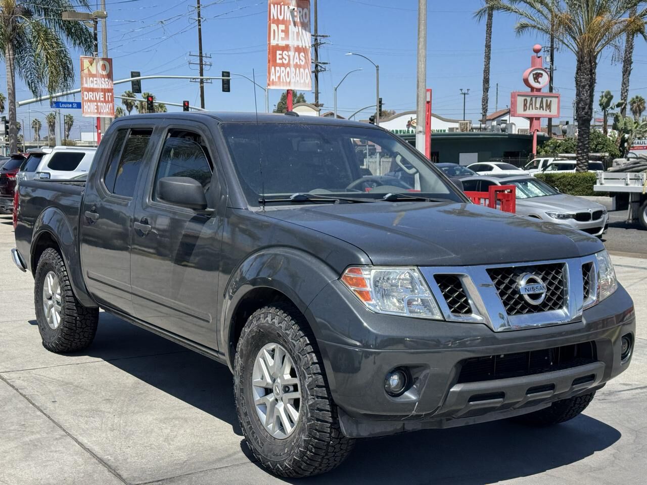 2015 NISSAN Frontier