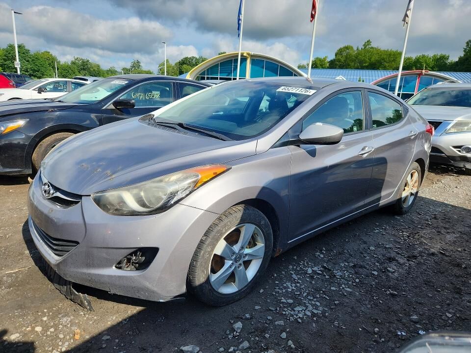 2012 HYUNDAI Elantra