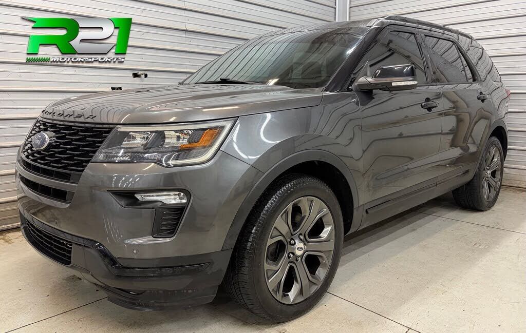 2018 FORD Explorer