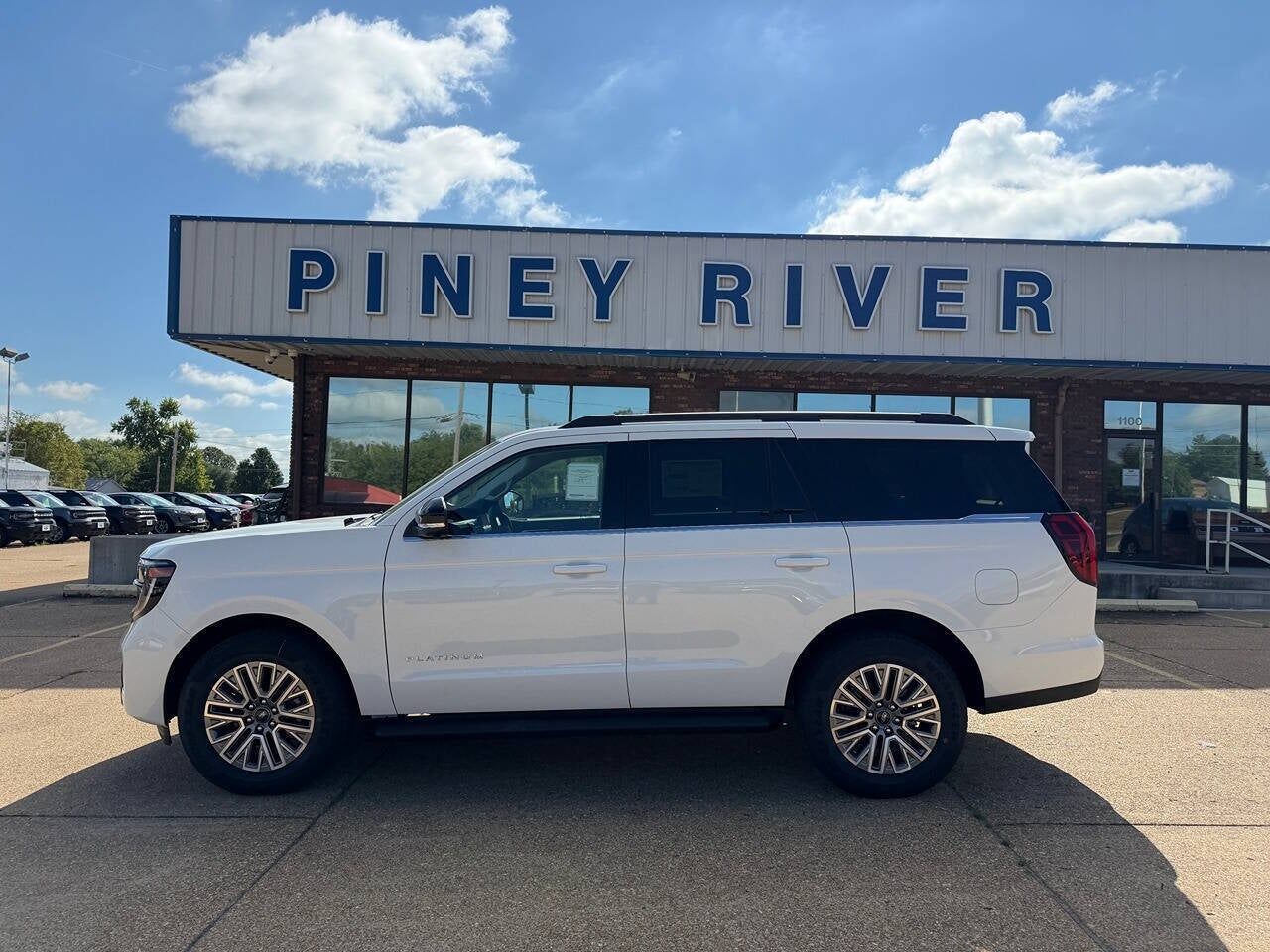 2027 FORD Expedition