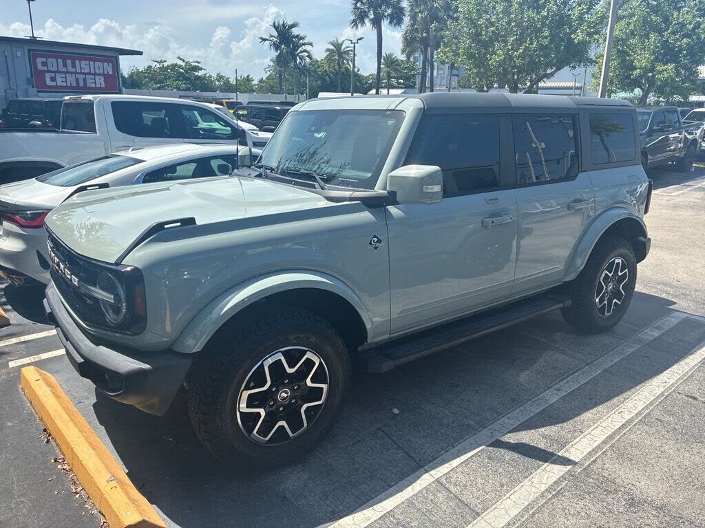 2022 FORD Bronco