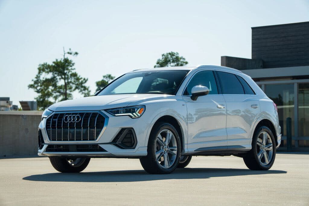 2023 AUDI Q3