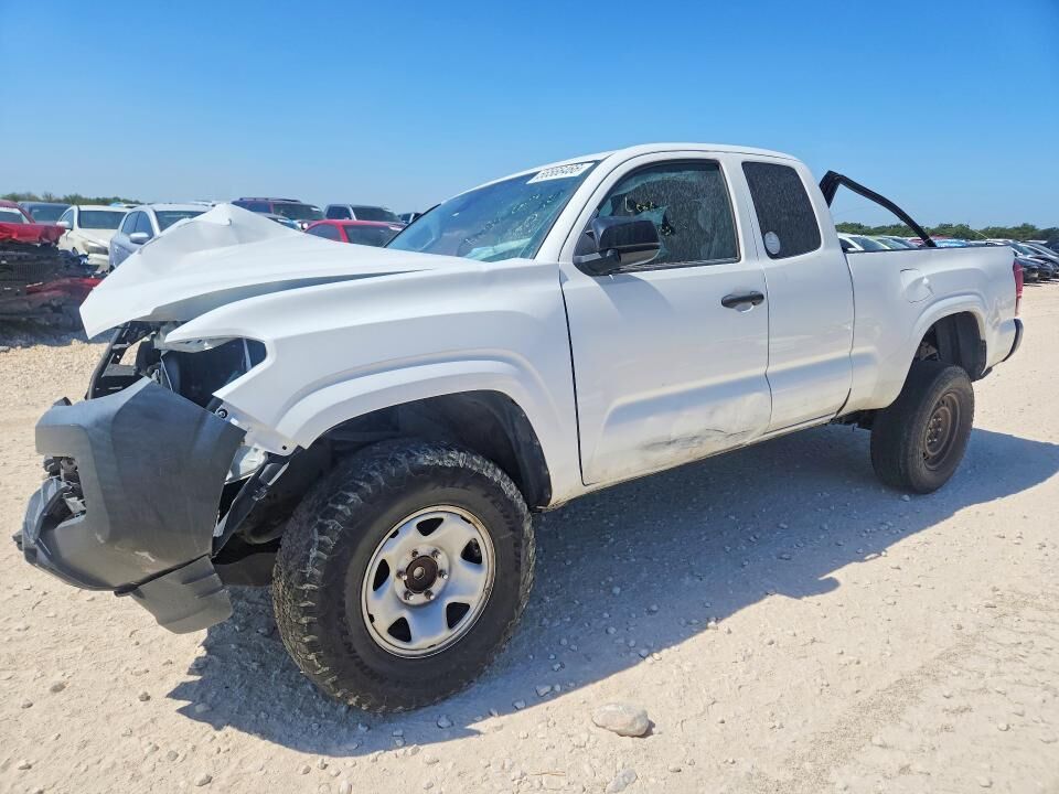 2020 TOYOTA Tacoma