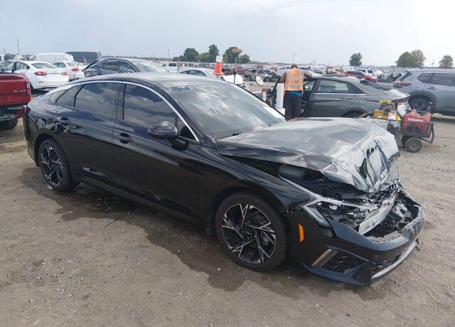 2025 KIA K5
