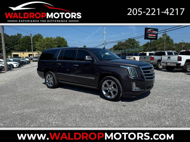 2017 CADILLAC Escalade ESV