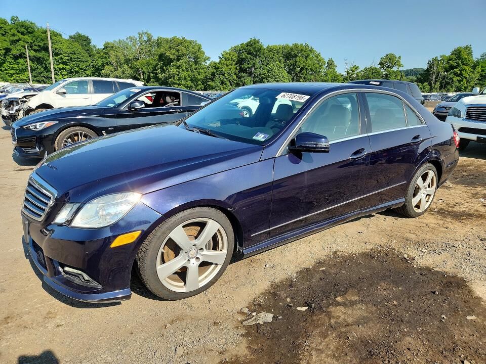 2011 MERCEDES-BENZ E-Class