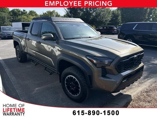 2024 TOYOTA Tacoma