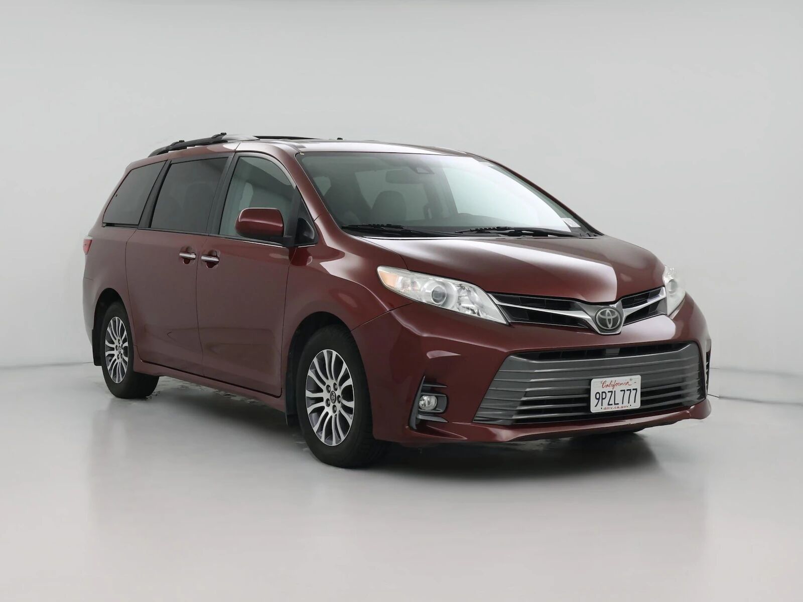 2018 TOYOTA Sienna