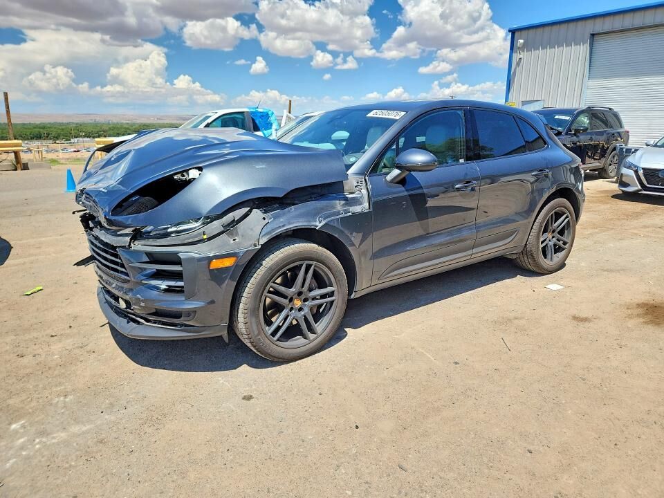 2021 PORSCHE Macan