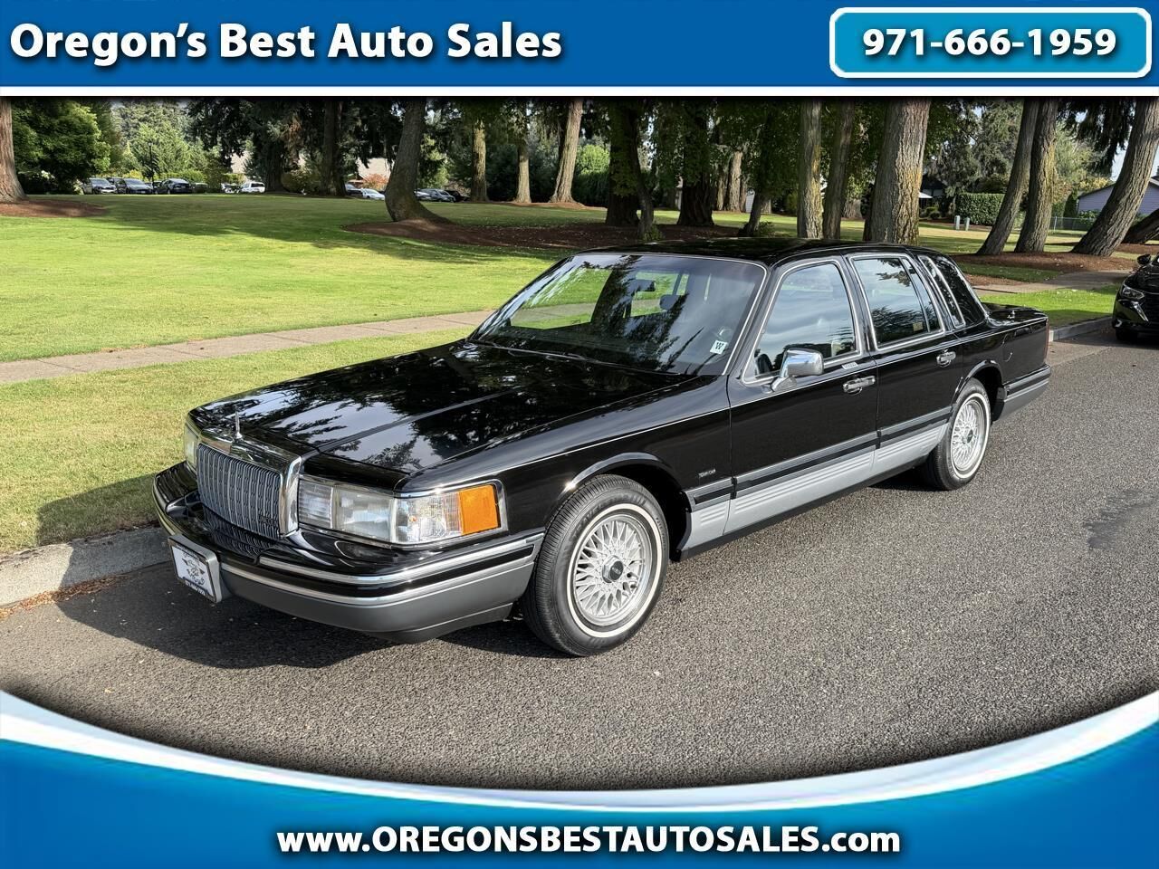 1993 LINCOLN Town Car