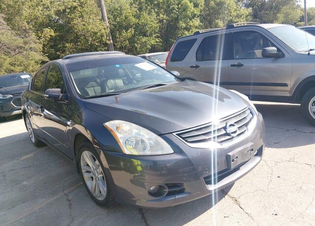 2012 NISSAN Altima