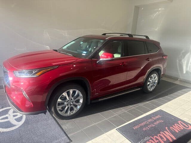 2023 TOYOTA Highlander