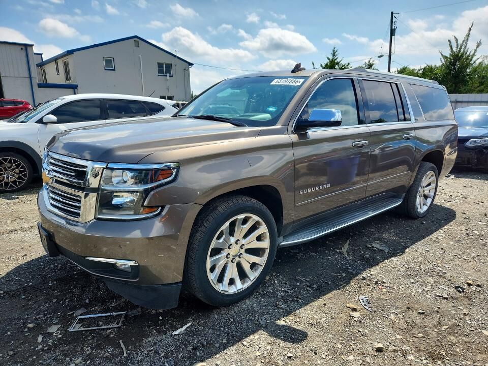 2016 CHEVROLET Suburban