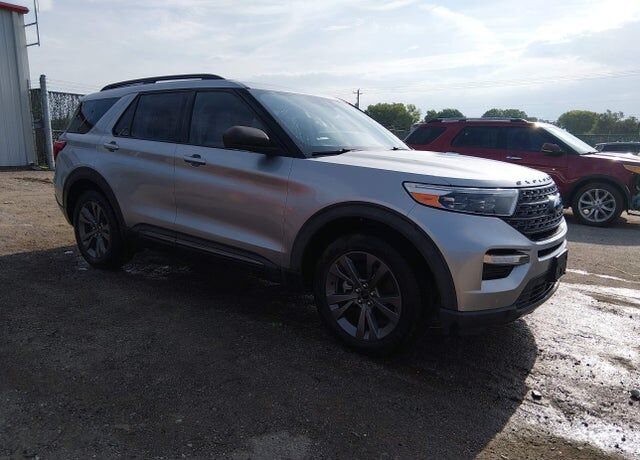 2021 FORD Explorer