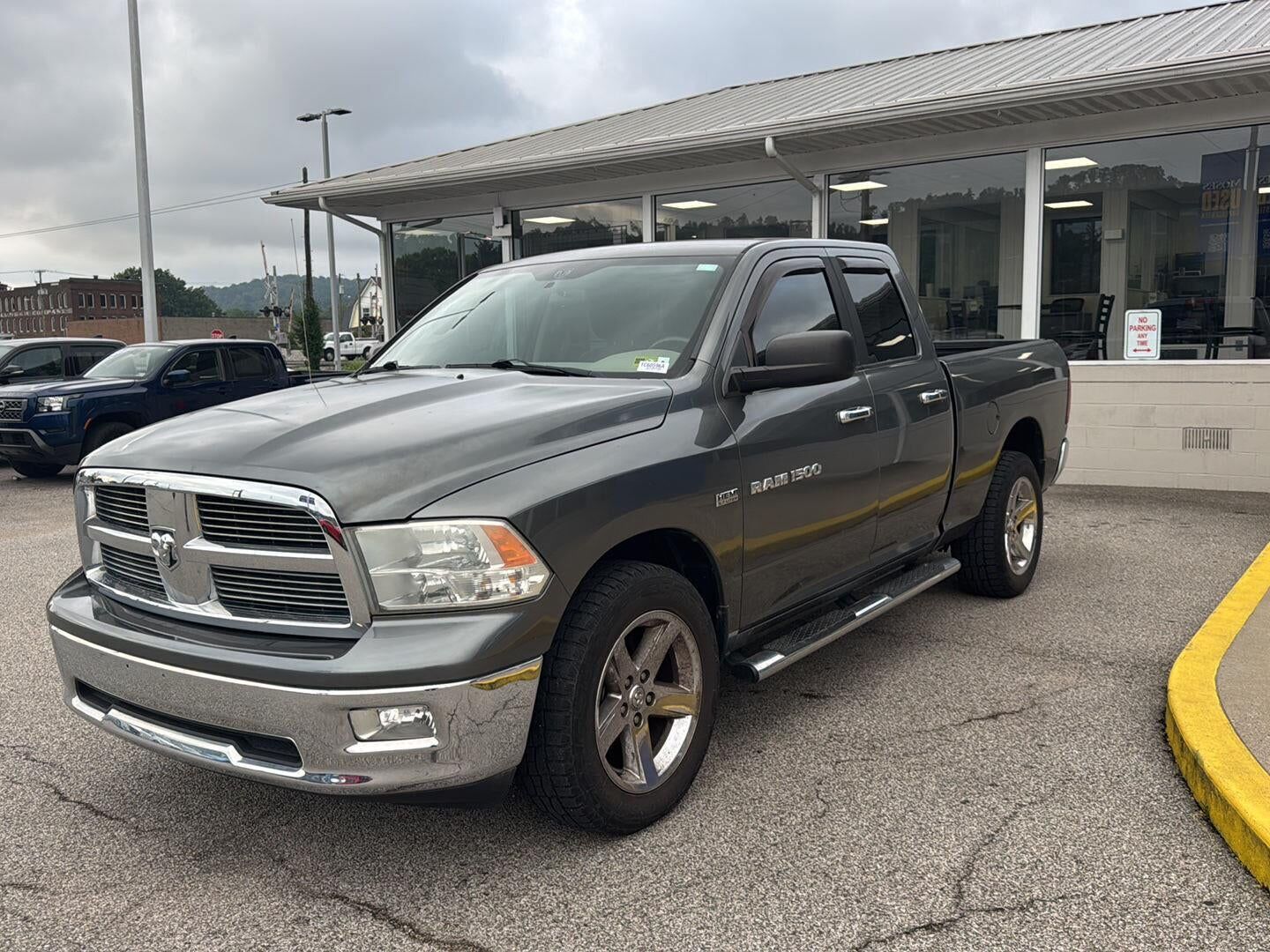 2012 DODGE Ram