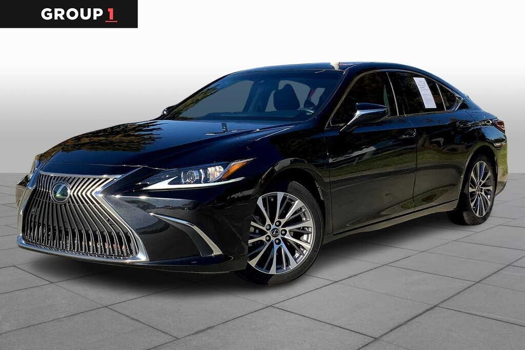 2019 LEXUS ES
