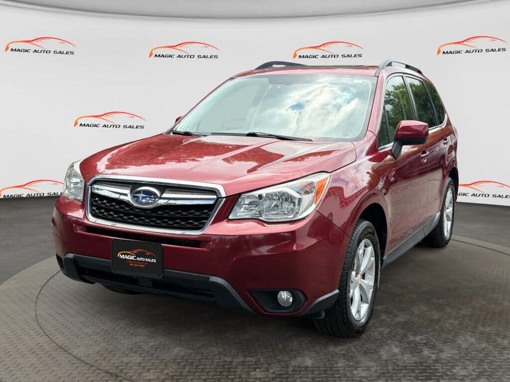 2016 SUBARU Forester