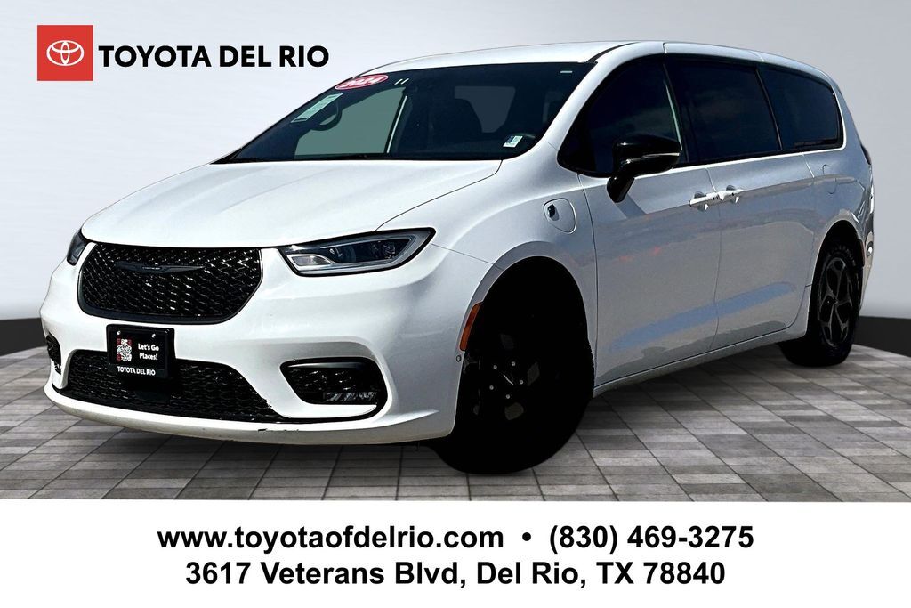 2024 CHRYSLER Pacifica