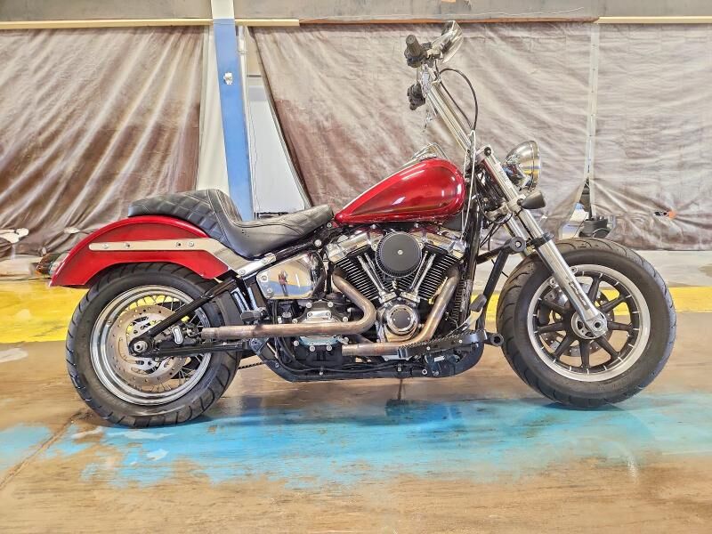 2023 HARLEY DAVIDSON FLHC / Heritage Classic