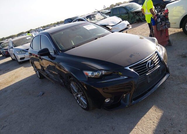 2016 LEXUS IS