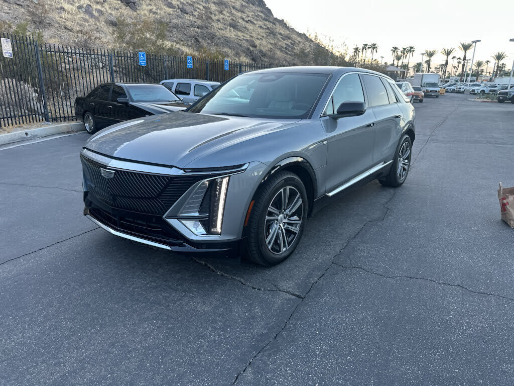 2024 CADILLAC Lyriq